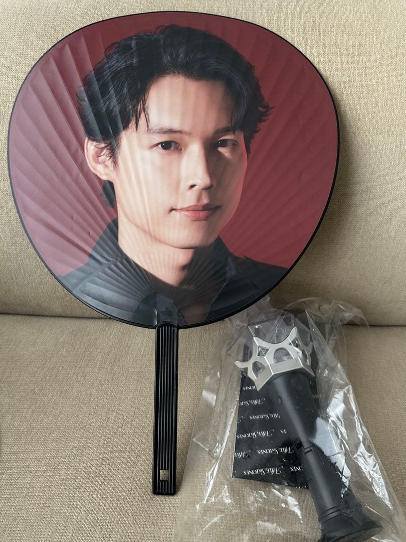 SixTONES MILESixTONES ペンライト 松村北斗 うちわ - メルカリ