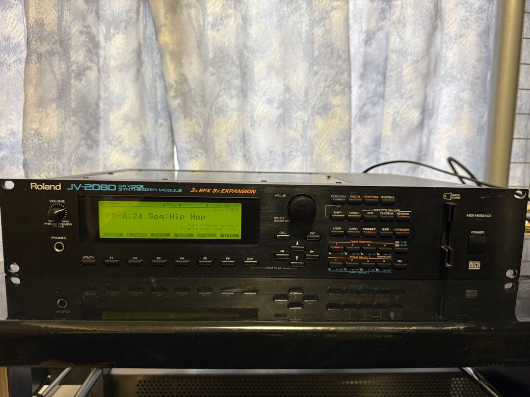 ROLAND ローランド JV-2080 MIDI音源モジュール