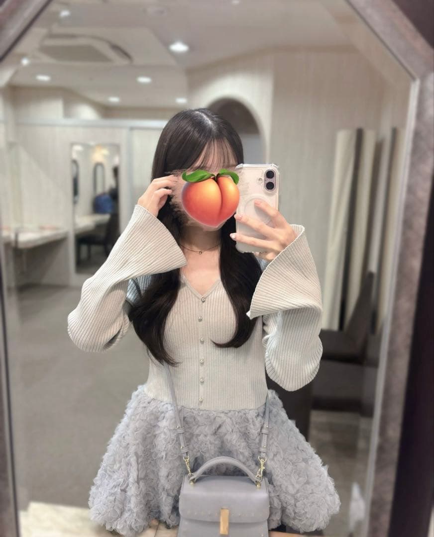 様 チュールバルーンペプラムニット リランドチュール - メルカリ