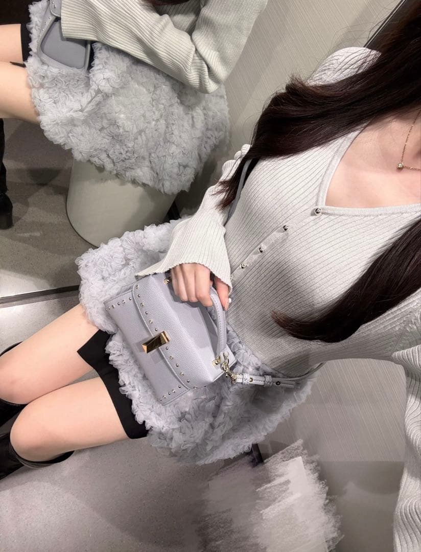 様 チュールバルーンペプラムニット リランドチュール - メルカリ