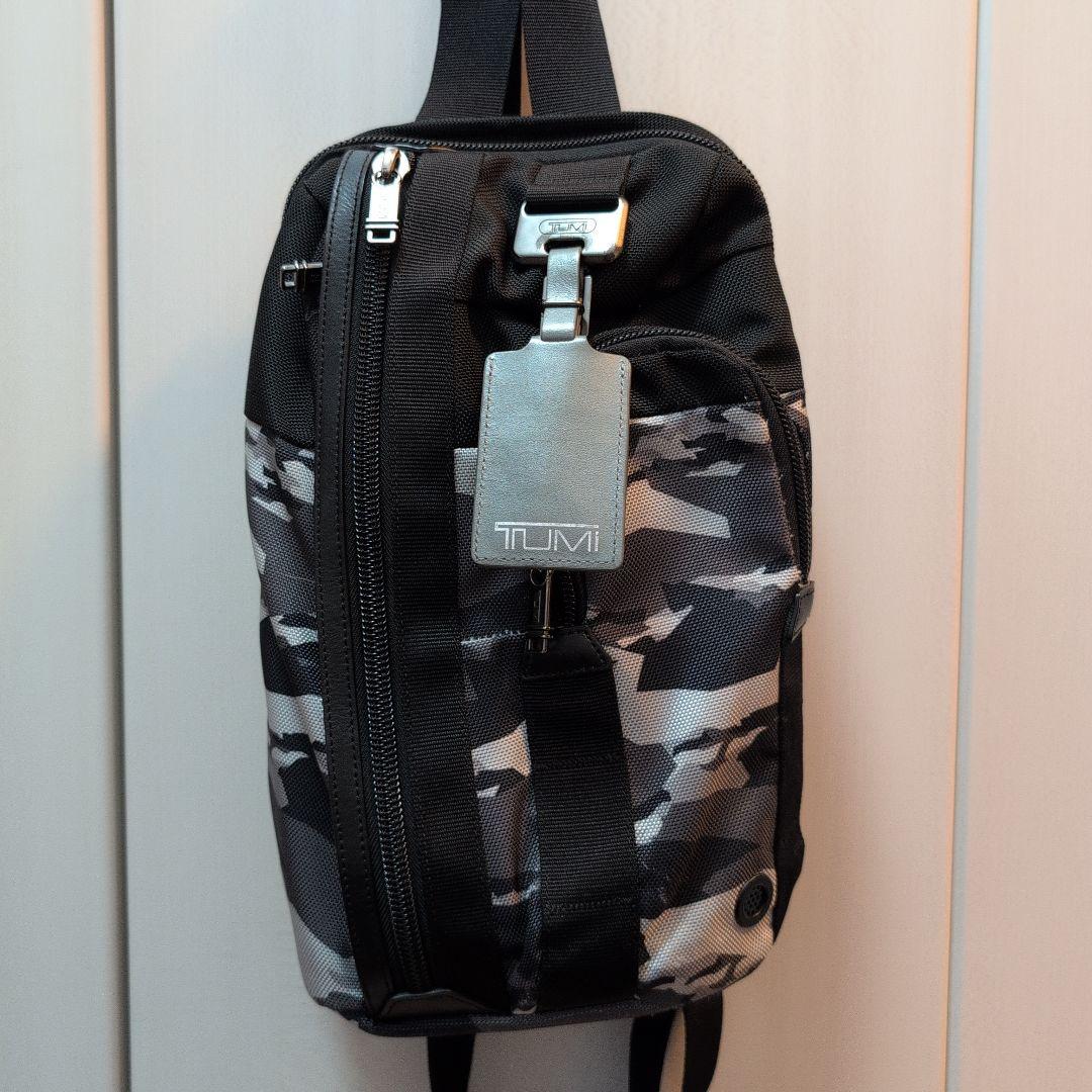 年末まで値下げします！【TUMI】トゥミ★ボディバッグ★カモフラ柄★レアもの
