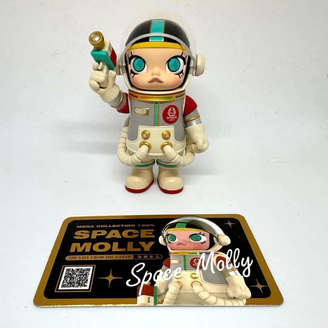 【POPMART】シークレット THE GIRL FROM THE EARTH 送料無料】POPMART MEGA コレクション 100% SPACE MOLLY シリーズ1