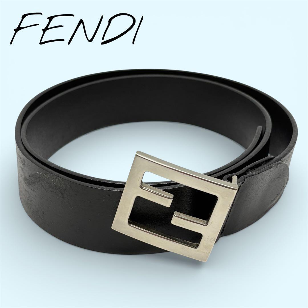 フェンディ　FENDI ベルト　レザー　FFロゴ　シルバー
