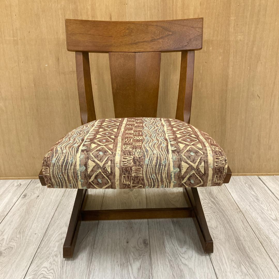 【カリモク】ロータイプ　ダイニングチェア　回転式