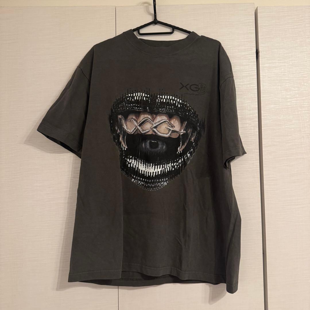 XG GR8 コラボTシャツ XL - メルカリ