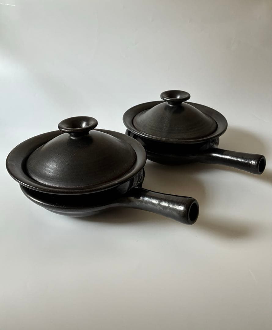 松田美智子　自在道具　ななかまど小鍋揃え　一人用土鍋　2人分セット 料理家・松田美智子さんの「自在ばんこ小鍋揃え」 | 天然生活 ONLINE SHOP