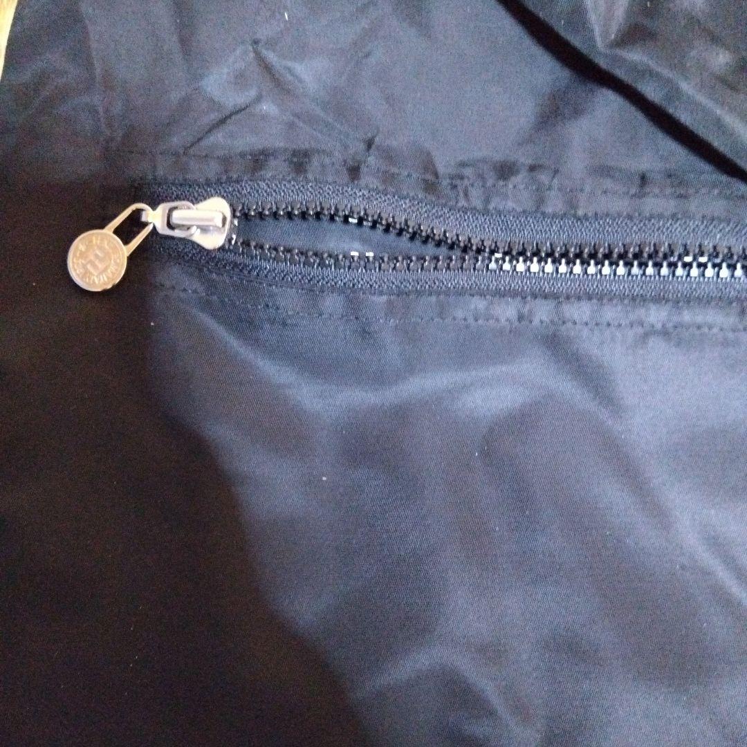 フェンディ アウター シャンパー 裏地は黒 リバーシブル ズッカ柄 茶