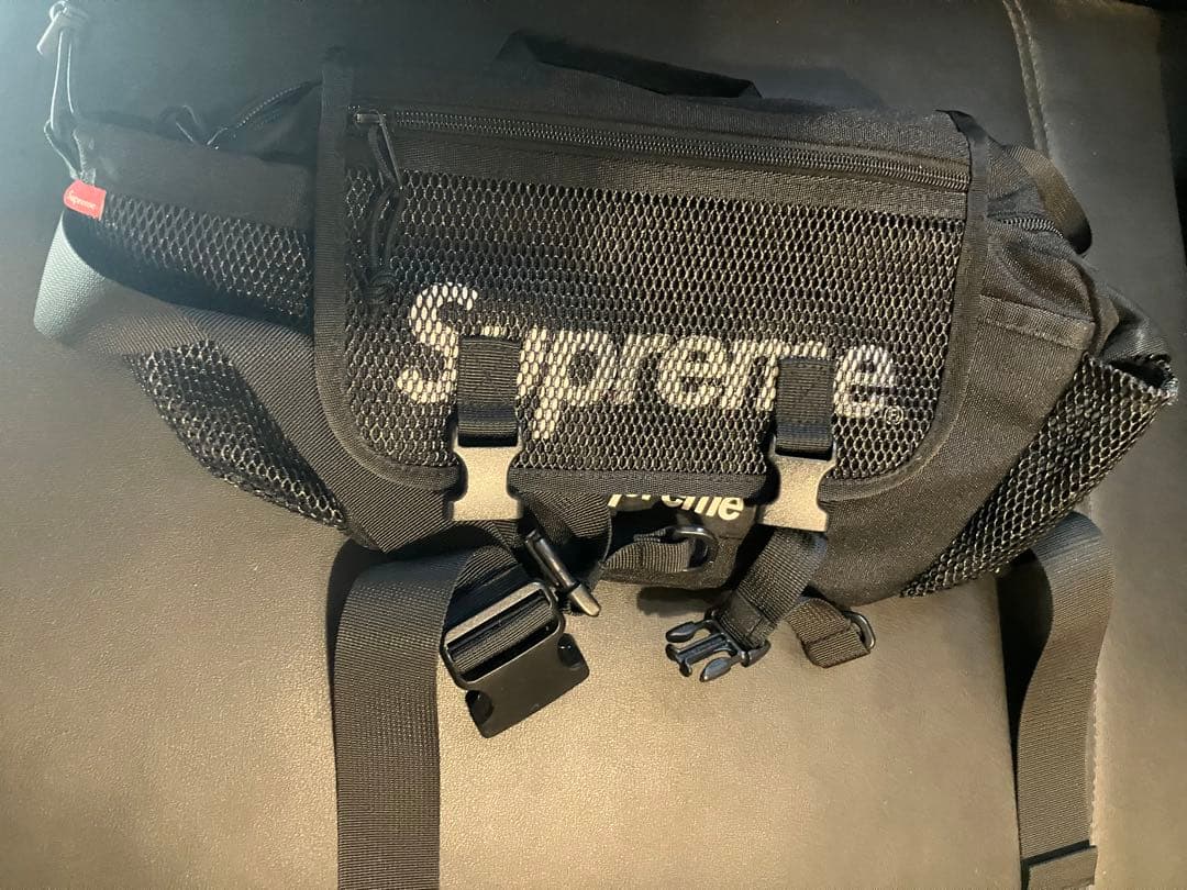 シュプリームウエストバッグ