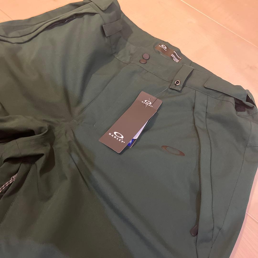 OAKLEY オークリー　新品　スノボ　ズボン　ウェアー