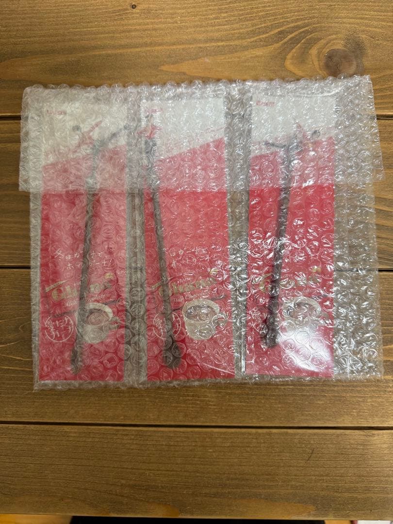 LOTTE 羽生結弦 フィギュア マドラー 3本セット 羽生結弦 写真集 「羽」|書籍詳細|扶桑社