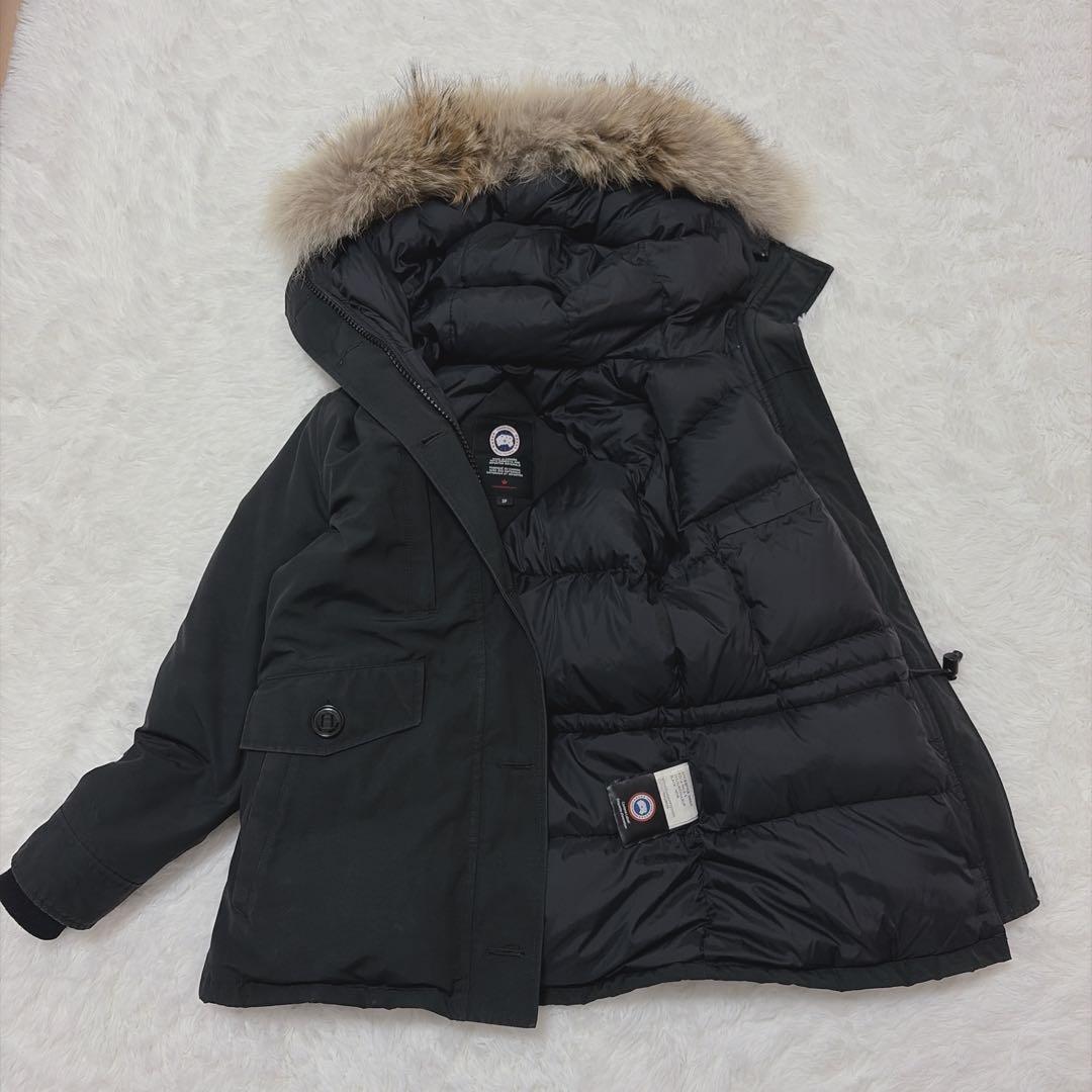 良品 カナダグース シャーロットパーカー ブラック ダウンジャケット 831