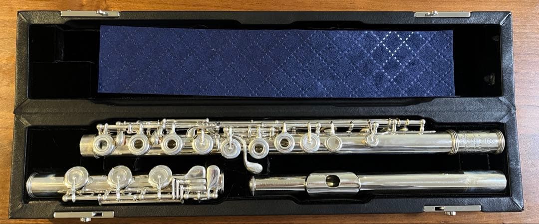 【りの】YAMAHA YFL81H 総銀 クラッチEメカ　G/Aトリル 楽天市場】ヤマハ YFL81H フルート オールシルバー クラッチ E