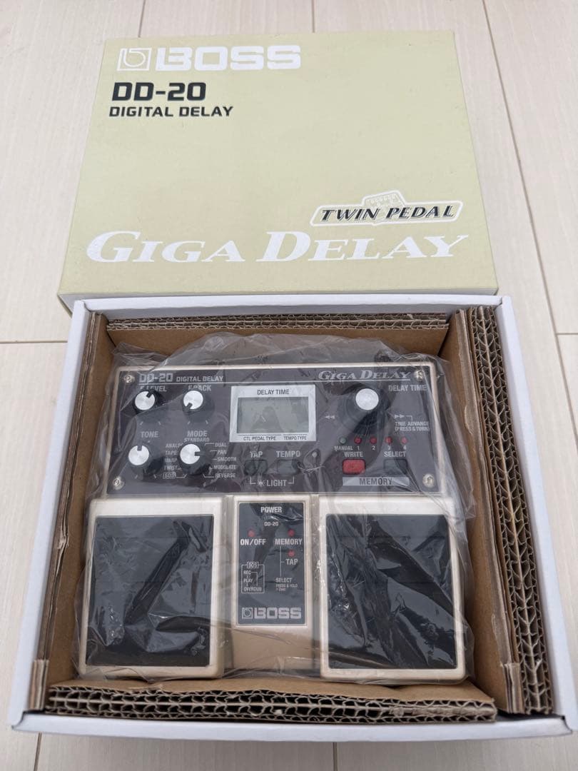 ギター BOSS DD-20 GIGA DELAY