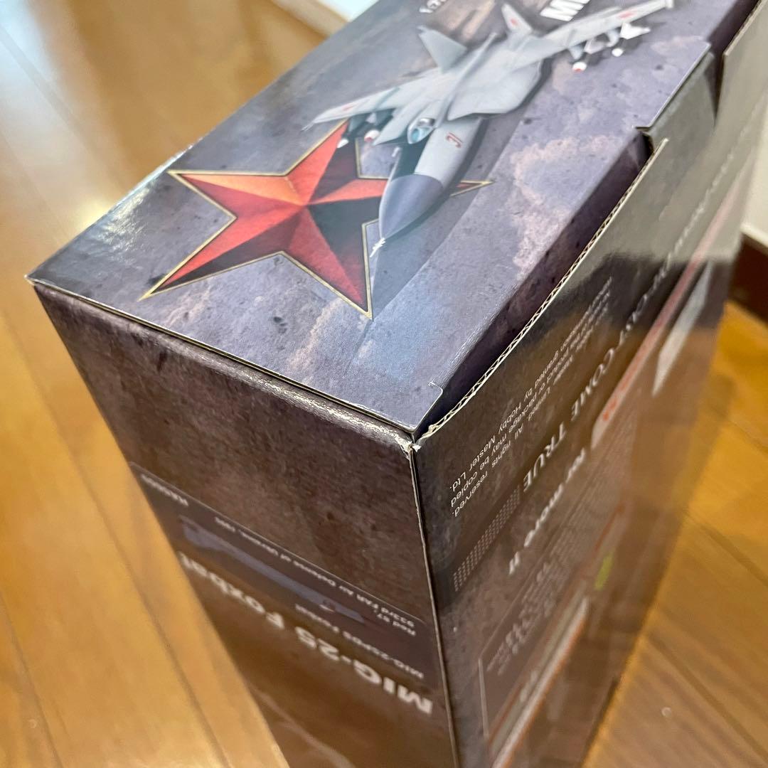 未使用品】HOBBYMASTER MIG-25 FOXBAT HA5609 - メルカリ