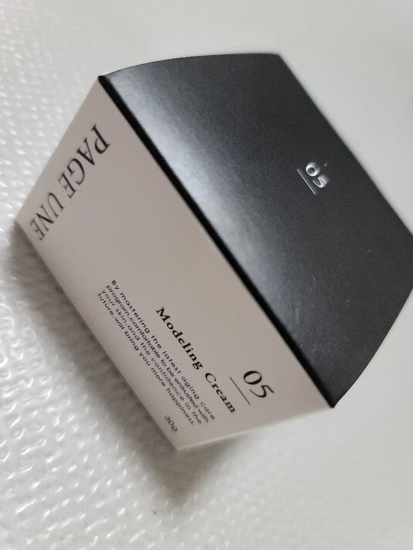 【新品未使用】PAGE UNE Modeling Cream 05 30g