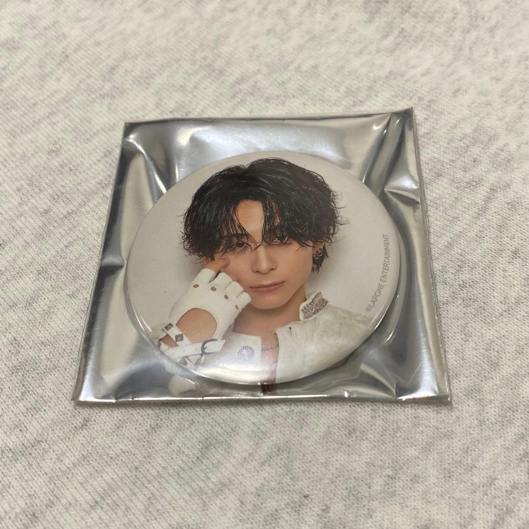 INI 西洸人 XQUARE MASTERPIECE 缶バッジ - メルカリ