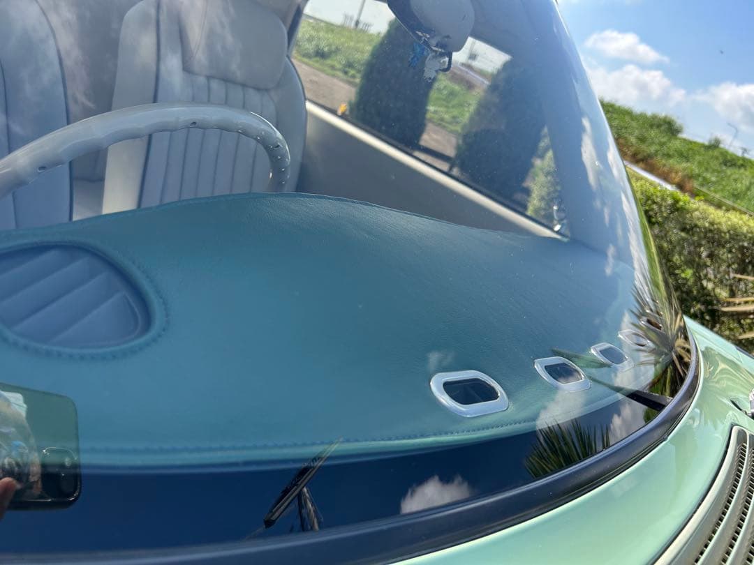 カ*ズ様 日産　フィガロ用　合皮製ダッシュボードカバー