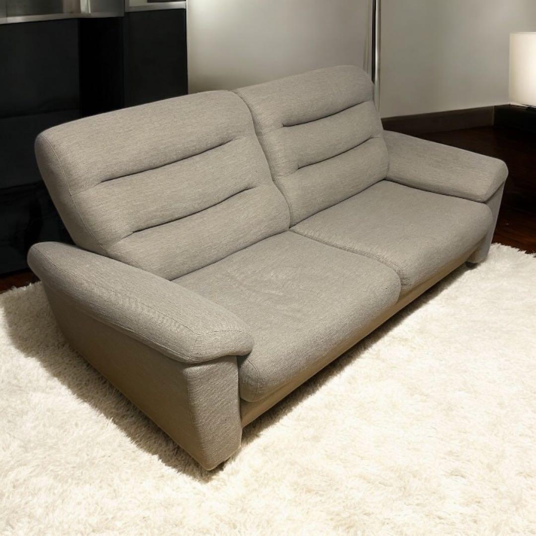 3人掛けソファ 送料込 ニトリ ベージュ