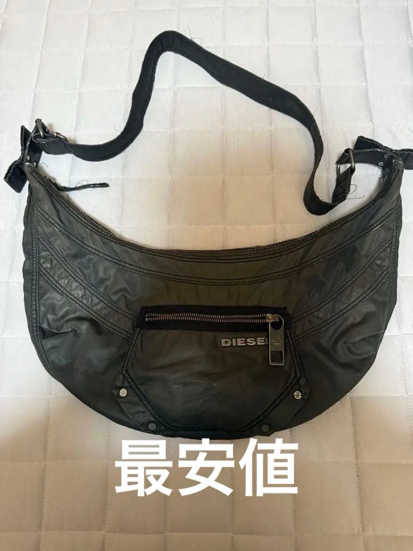 diesel archive ショルダーbag 三日月　00s 中古・古着通販】DIESEL (ディーゼル) 00s 三日月ショルダーバッグ