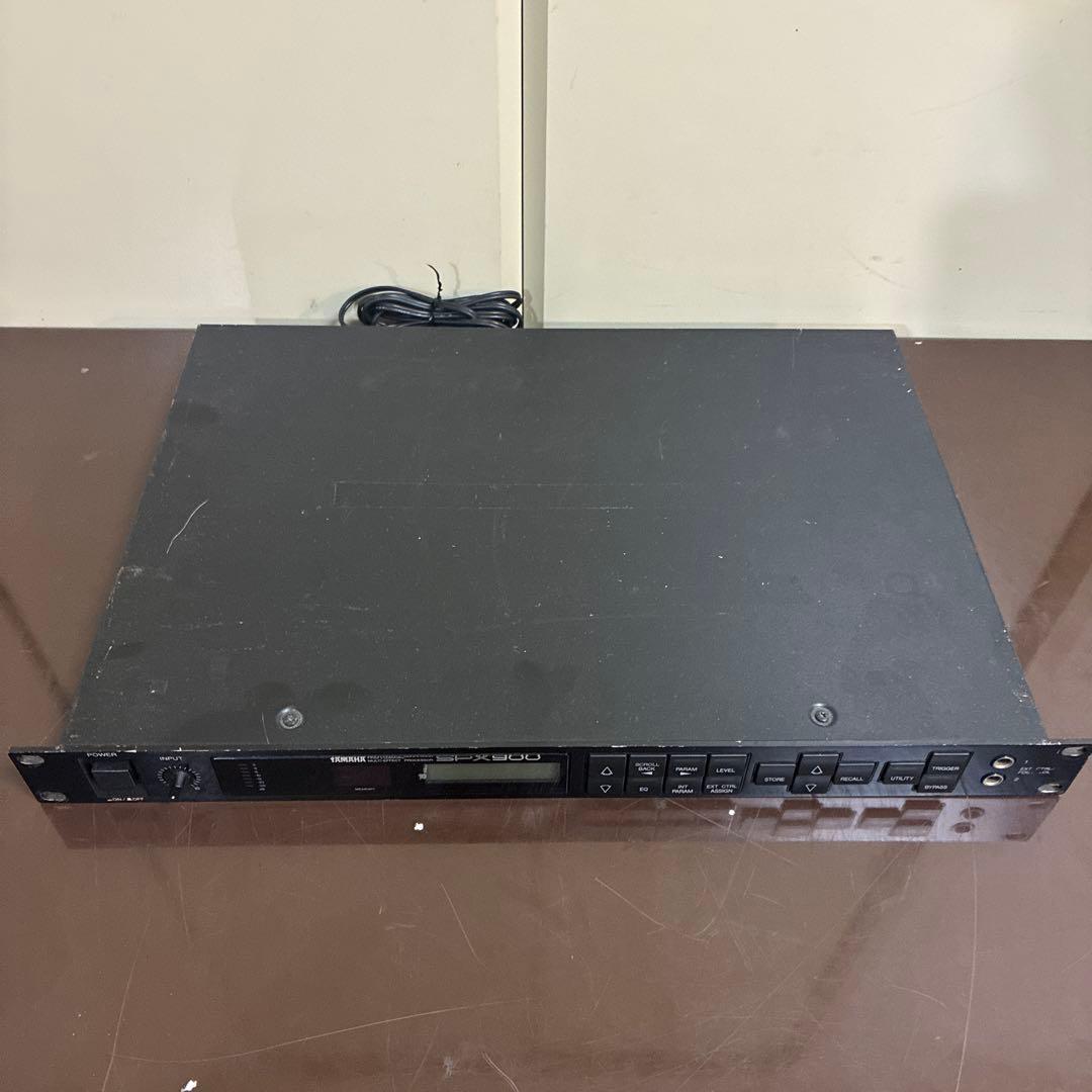 ヤマハ SPX900 マルチエフェクター 送料無料] [中古動作品] [銘機] YAMAHA SPX900 【B'z機材】 マルチ