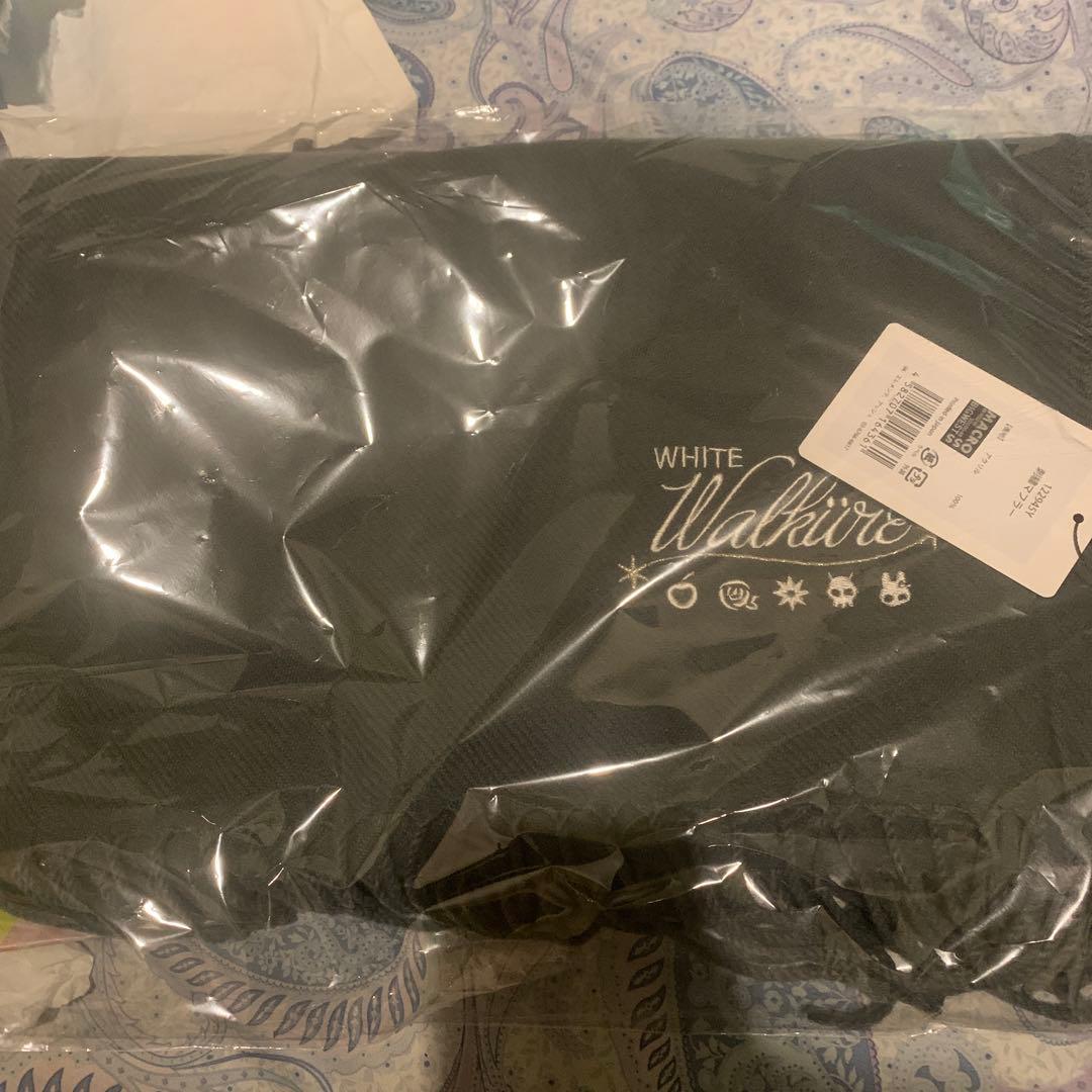 オシャマク刺繍マフラー新品未開封