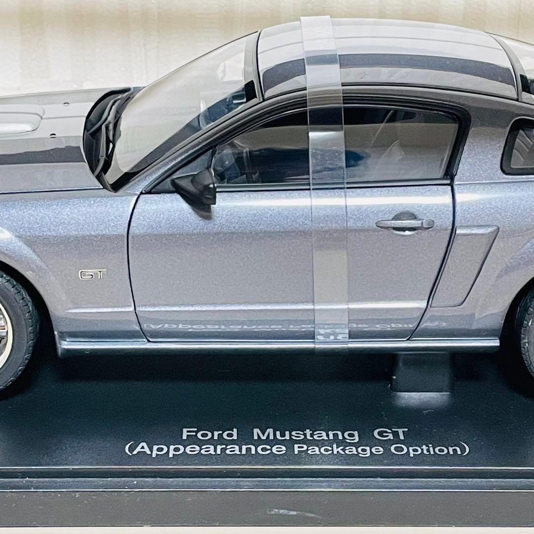 AUTOart 1/18 Ford Mustang GT 世界3000個限定 - メルカリ