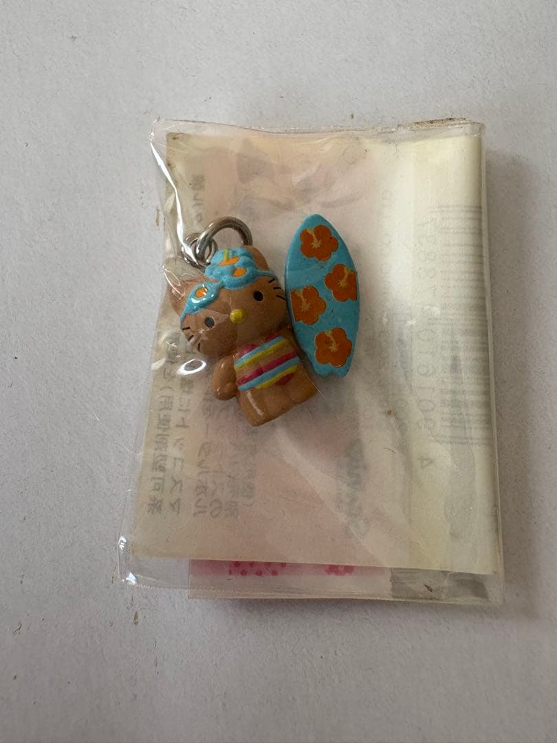 サンリオ ハローキティ 日焼けキティ サーフィン ストラップ 希少 レア