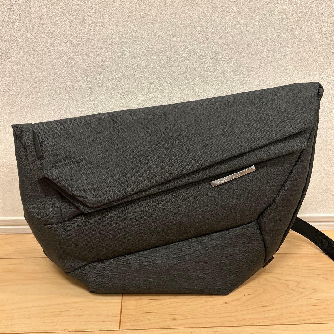 NID RADIANT ショルダーバッグ ボディバッグ HYBRID NIID