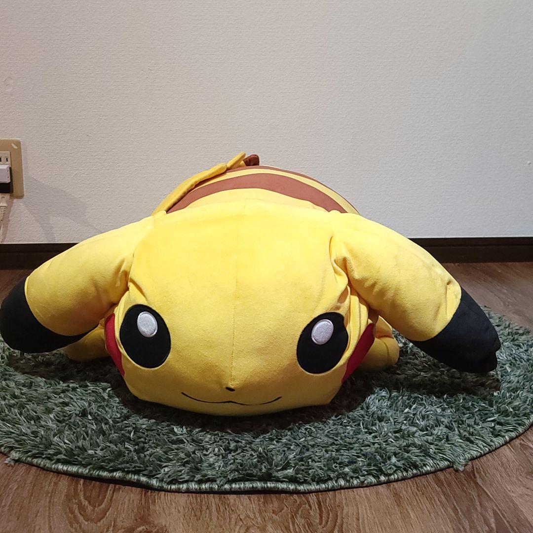 お宝☆ポケセン公式 大きいくったりピカチュウ 全長約75cm！ - メルカリ
