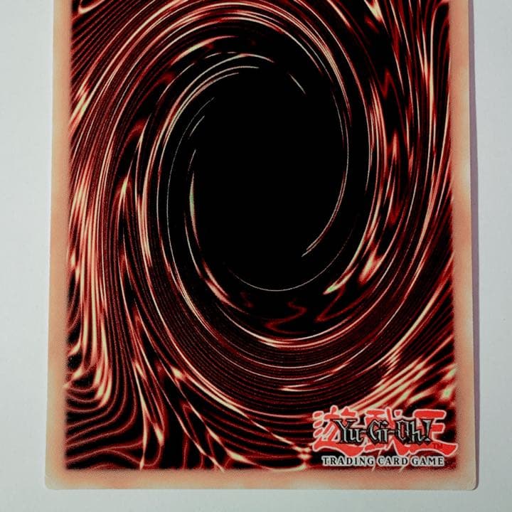 遊戯王 聖殿の水遣い レリーフ EU版 イタリア語 英語版 勇者 - メルカリ