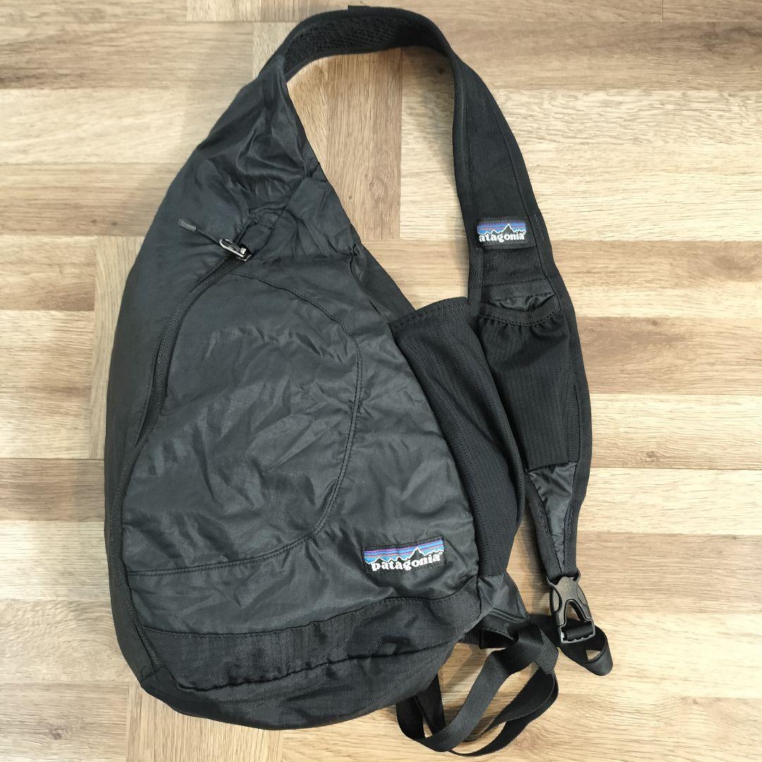 パタゴニア ライトウェイト トラベル スリングバッグ ブラック