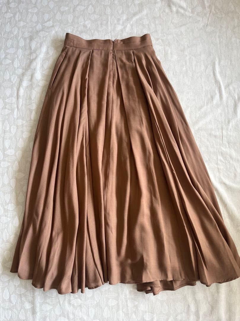 【美品✨】ebureドライビエラフレアスカート 38