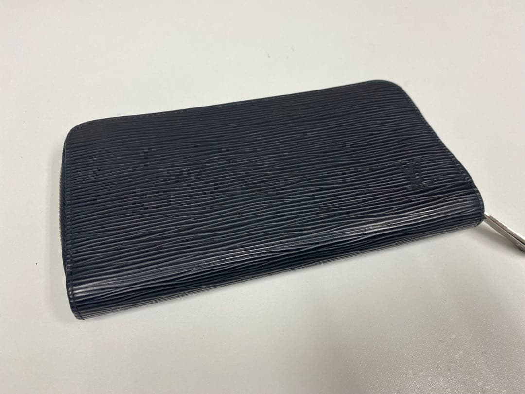 ルイヴィトン エピ ジッピーウォレット 長財布 ブラック 黒