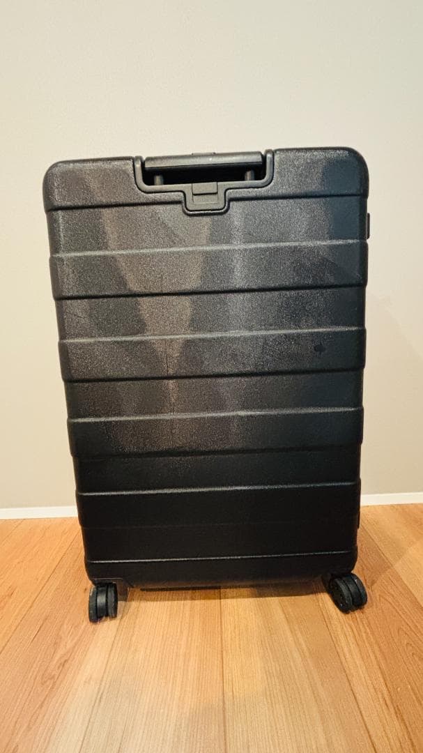 無印良品バーを自由に調節できるハードキャリーケース-A（１０５Ｌ）送料込み