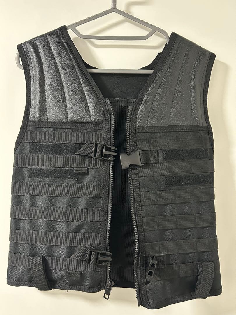 ROTHCO バーニー・ロス　防弾ベスト　エクスペンダブルズ　おまけ付き