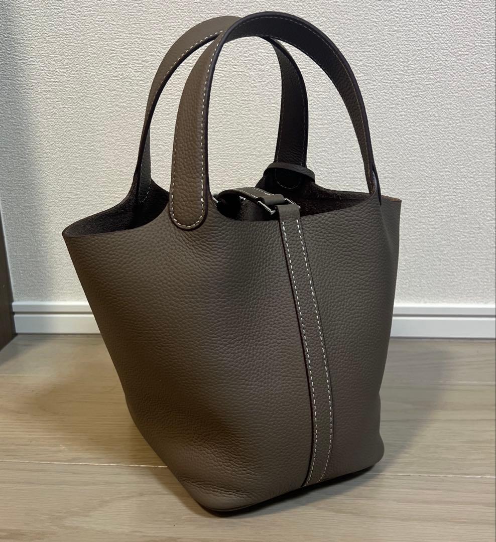 本革✨高級 キューブバッグ PM ハンドバッグ トープ×シルバー - メルカリ