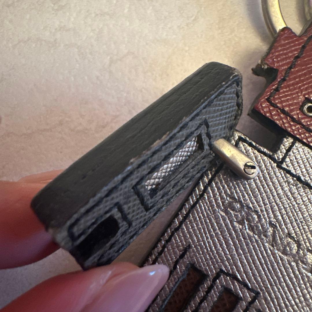 《美品》PRADA プラダ ロボットチャーム キーホルダー 2AR240