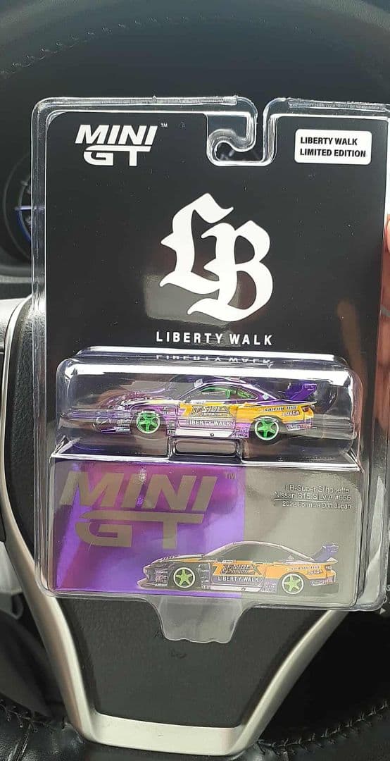 MINI GT リバティウォーク 限定ミニカー