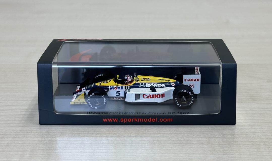 美品 1/43 スパーク ウィリアムズ ホンダ FW11B ナイジェル マンセル