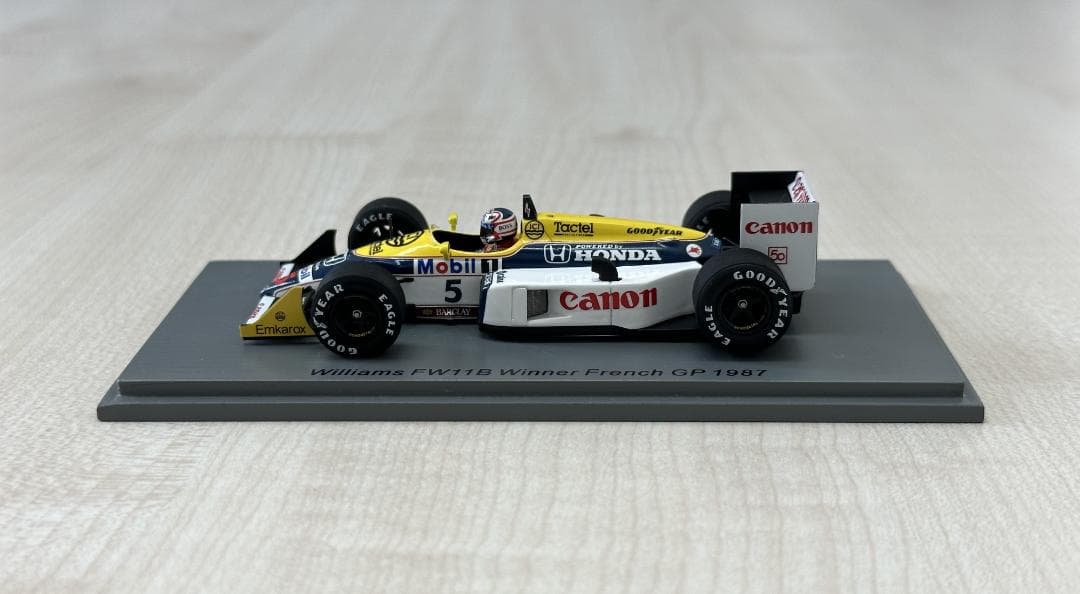 美品 1/43 スパーク ウィリアムズ ホンダ FW11B ナイジェル マンセル