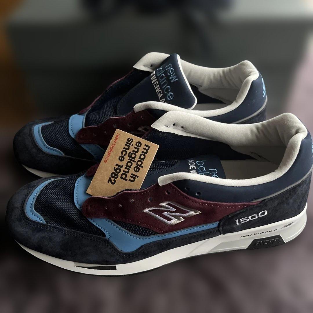 『新品、未使用』メイドインイングランドNew Balance1500日本未発売