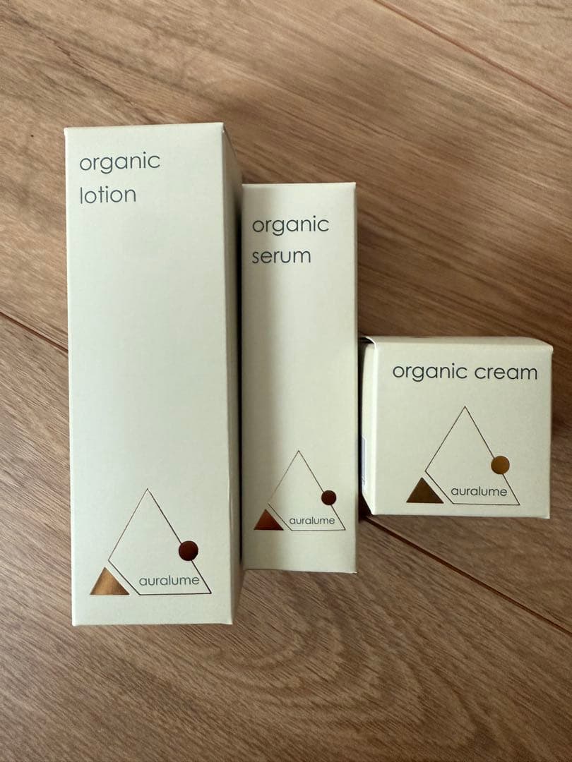 revi アウラルーム　オーガニックローション　セラム　クリーム