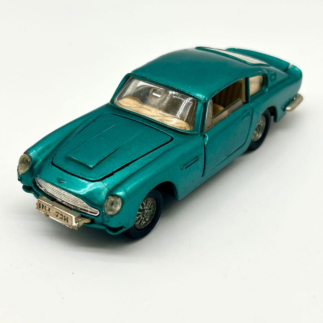 DINKY TOYS ASTON MARTIN ダイキャスト製ミニカー 英国製
