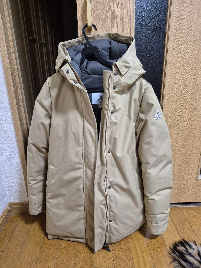 c*o様 PYRENEX ベージュ ダウンジャケット美品 ボルドー FR 38 Pyrenex/ピレネックス BORDEAUX/ボルドージャケット（ダウンジャケット