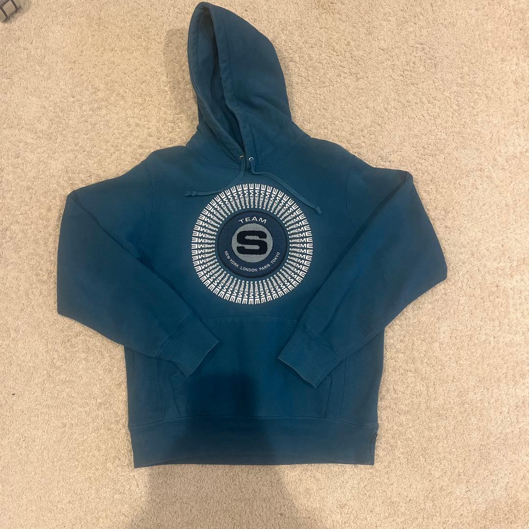 SUPREME ダークブルー パーカー Supreme ロゴ パーカー | ブルー | FARFETCH JP