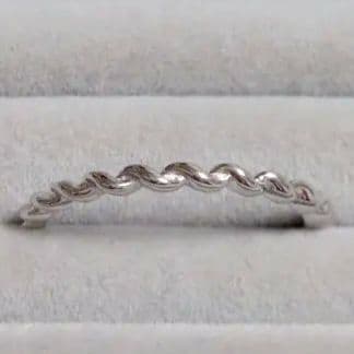 k10WG ホワイトゴールド ツイスト リング 14.5号 10金 約2g