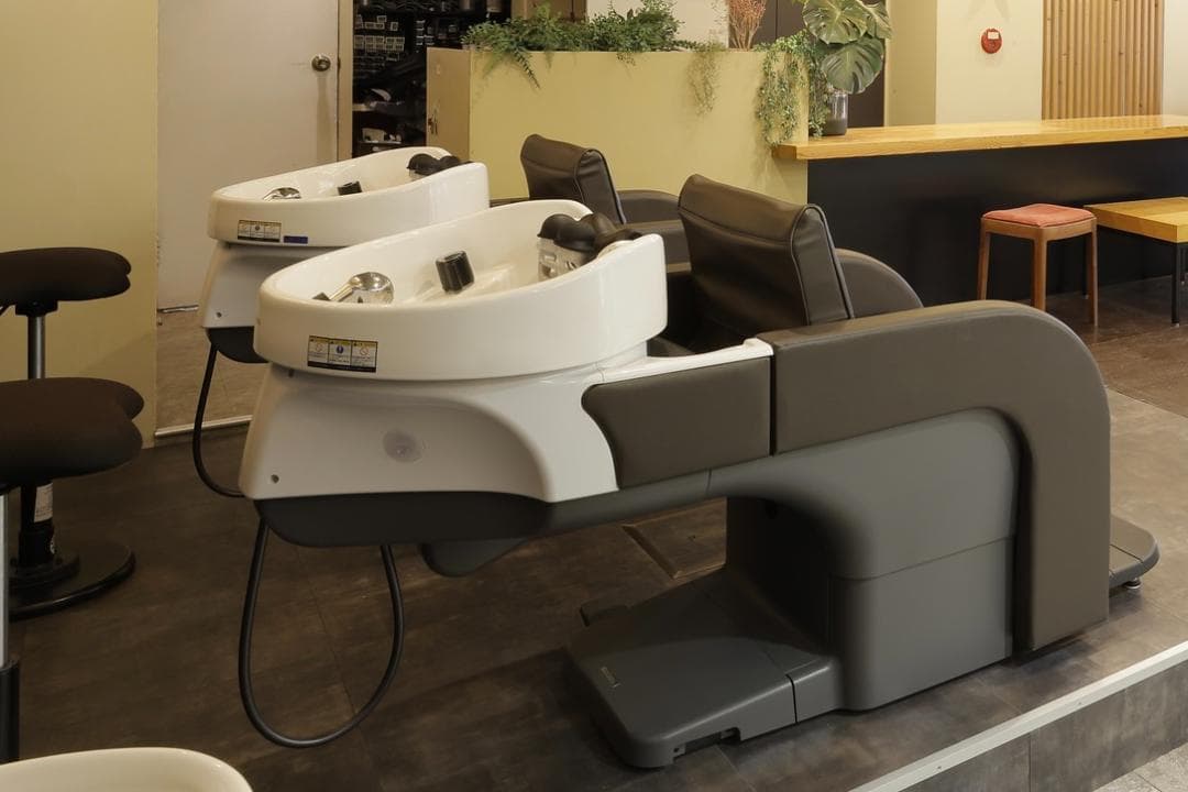 YUME IXI シャンプー台２台　タカラベルモント