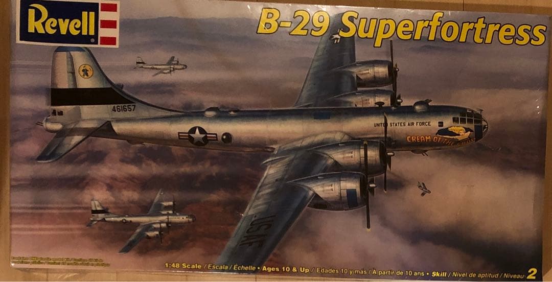 アメリカレベル B-29 スーパーフォートレス 1/48 5711 プラモデル