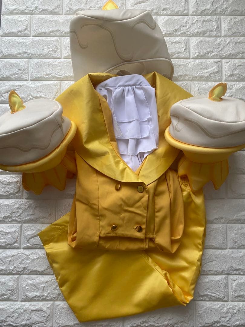 大幅値下げ　ディズニー 美女と野獣　ルミエール衣装 Dハロ　仮装　コスプレS 昨日はとーーってもたのしかたーーー！！ルミエールコグスワースポット