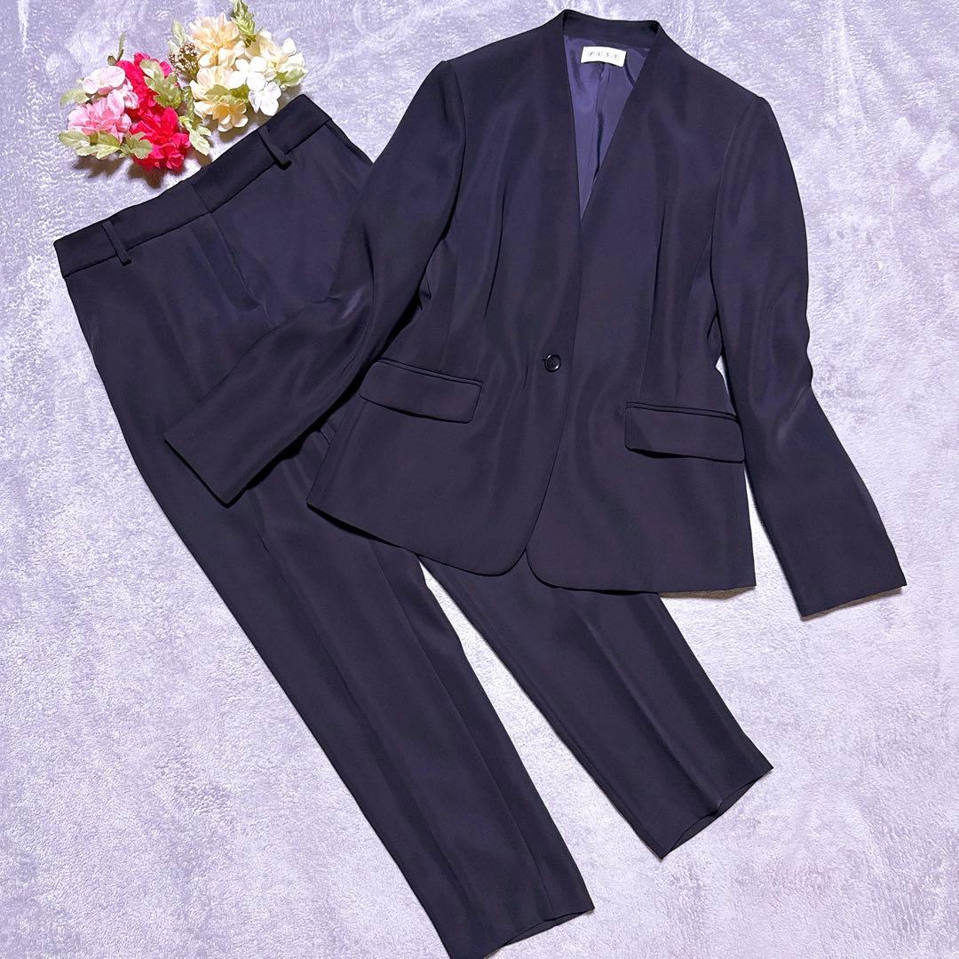 近年モデル【未使用】PLST パンツスーツ ノーカラー ウォッシャブル M